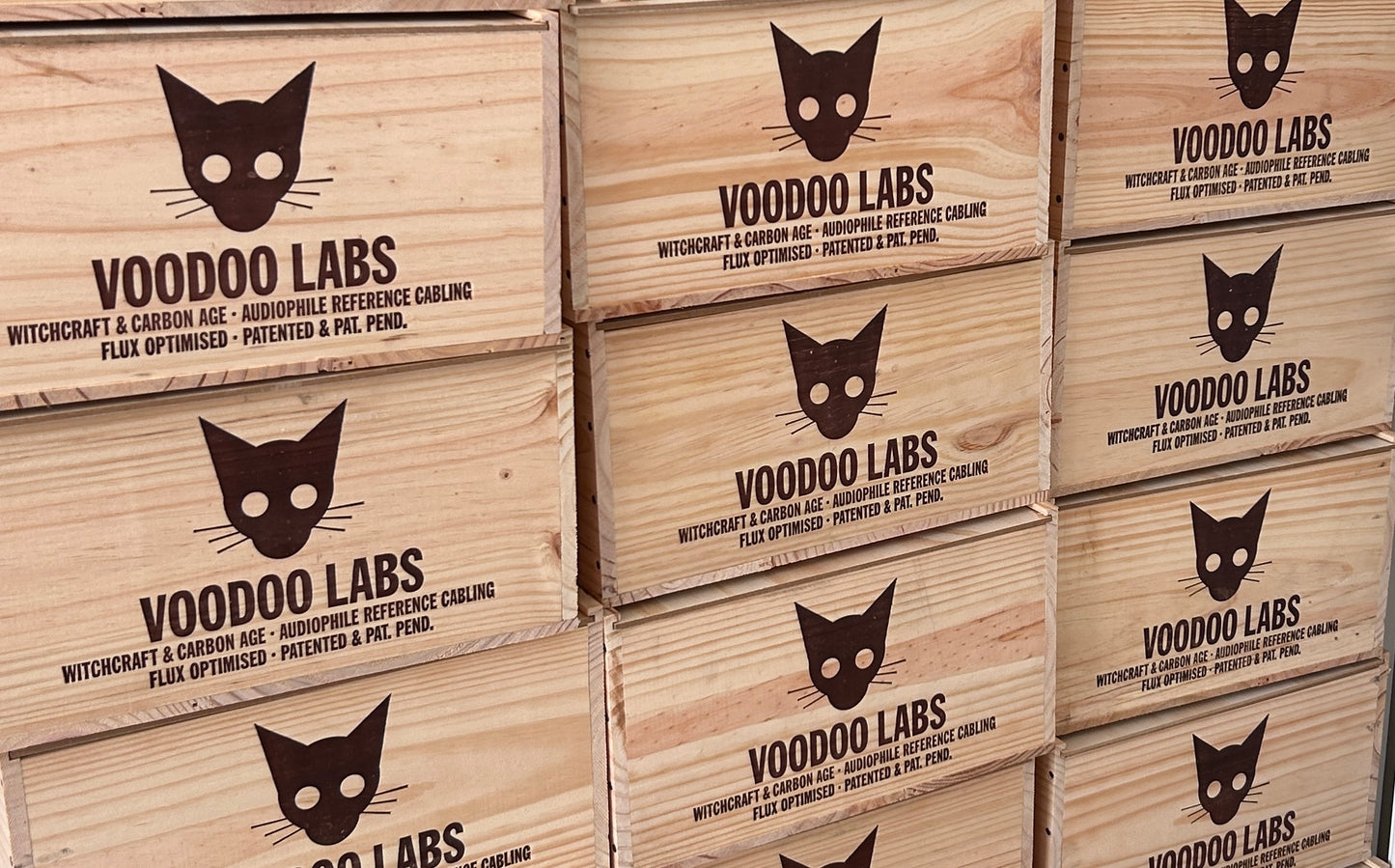 VL WITCHCRAFT™ V6 Speaker Cable Grid 2m